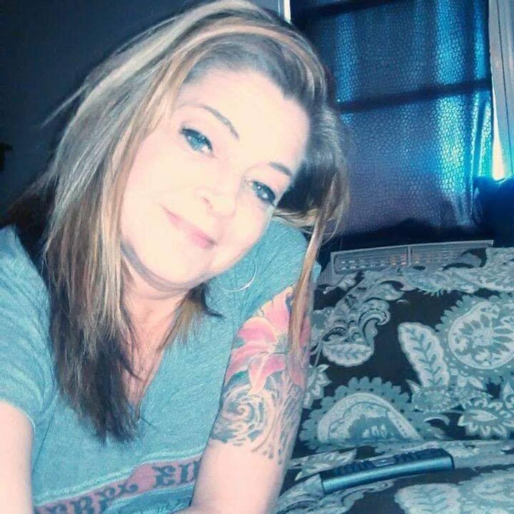 Meet your Posher, Holly